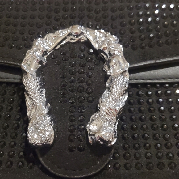 Chain flap crossbody - Picture 3 of 5